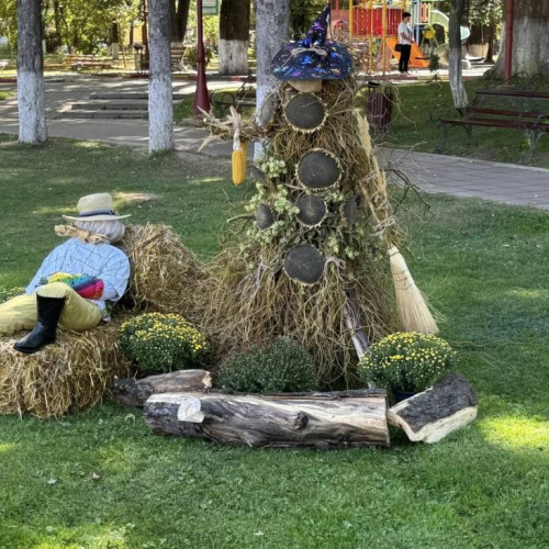 Parcul Central din Găești găzduiește sărbătoarea tradițiilor și producătorilor locali