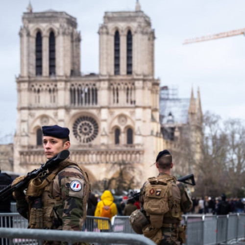 Franța pregătește o reformă a serviciului militar voluntar pentru tineri