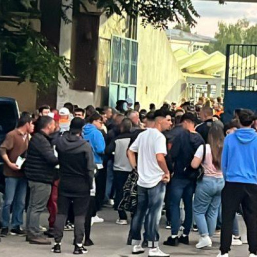 Stadionul Municipal plin cu o oră înaintea meciului FC Botoșani - FCSB