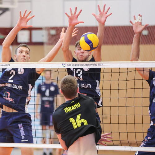 Cupa Corona și Cupa Arcada vor marca săptămânile următoare în volei, meciul tur Ungaria - România în futsal a trecut cu 3-2