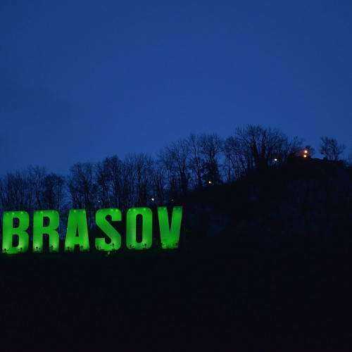 Brașovul iluminează literele de pe Tâmpa în verde pentru bolile mitocondriale