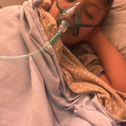 Băiețel din Valea Jiului are nevoie de ajutor pentru o operație cardiacă în străinătate