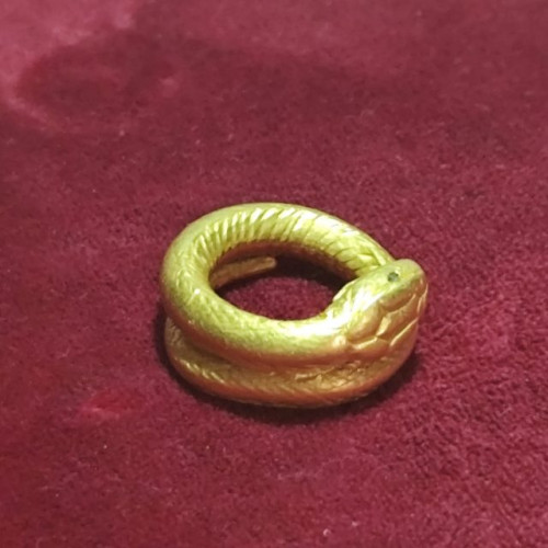 Muzeul Județean Gorj prezintă în premieră un inel de aur roman descoperit recent