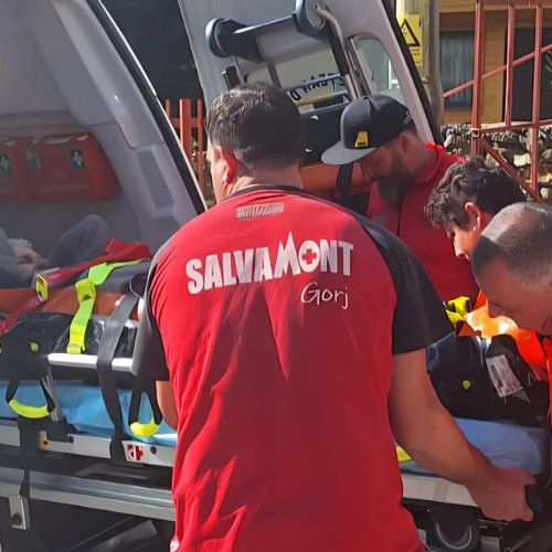 Duble intervenții salvamont gorjene pentru fracturi și turiști rătăciți în Parâng