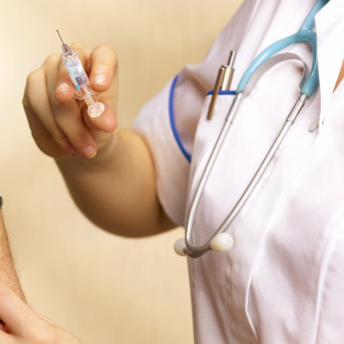 Dozele de vaccin antigripal sunt disponibile în farmacii cu acoperire totală pentru anumite categorii de persoane