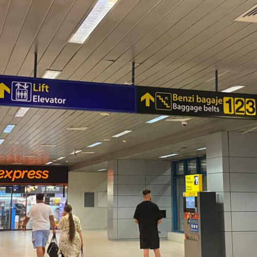 Au fost opriți trei bărbați cu documente false la Aeroportul Henri Coandă