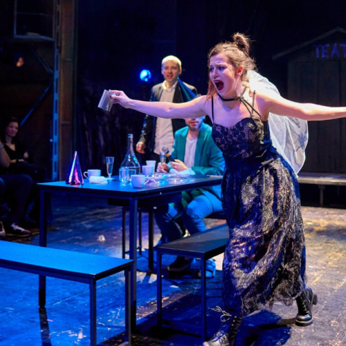 Începe stagiunea teatrală cu un „Pescăruș” memorabil la Galați