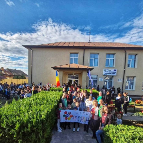 Voluntarii din Dâmbovița au participat la Ziua de Curățenie Națională 2025