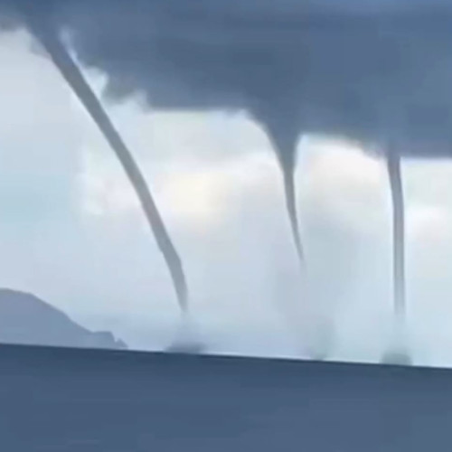 Panică în Turcia după tornade rare cu pagube semnificative