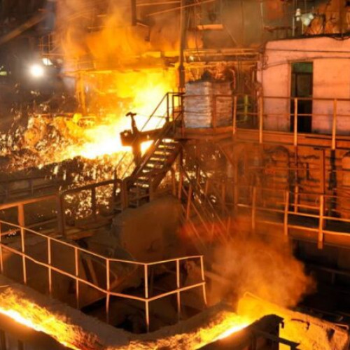 Salariații combinatului de la Hunedoara primesc plăți compensatorii, dar nu și ajutor de șomaj