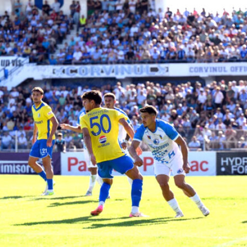 Corvinul Hunedoara lider după o victorie clară în fața celor de la CSC Dumbrăvița