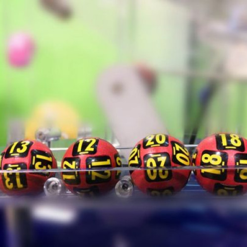 Rezultatele extragerilor loto din duminică seară pentru 6/49, 5/40, Joker și Noroc