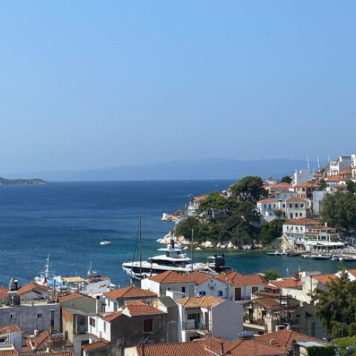 Grecia înregistrează recorduri istorice în turism în primele șapte luni din 2025