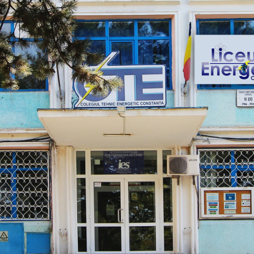 Profesor de religie din Constanța cercetat pentru mesaje cu tentă sexuală către minori