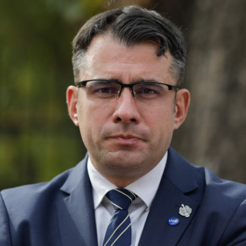 Ştefan Pălărie susţine că Bolojan nu trebuie să demisioneze în urma deciziei CCR