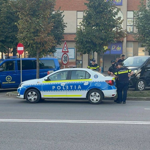 Intervenție în Alba Iulia după semnalarea unui bagaj suspect lângă complexul Mercur