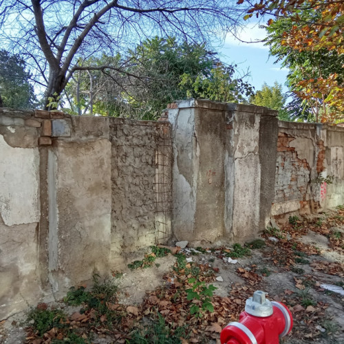 O licitație pentru demolarea gardului Cimitirului „Eternitatea” în ciuda nemulțumirilor cetățenilor