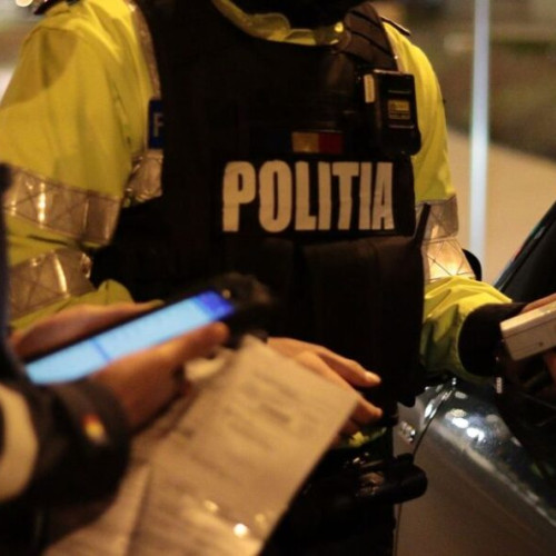 Poliția a oprit aproape 500 de vehicule pentru controale în trafic în weekend