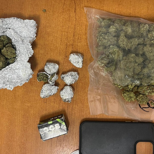 Tânăr prins cu substanțe interzise; autorul ce a fugit pe trotinetă căutat de jandarmi