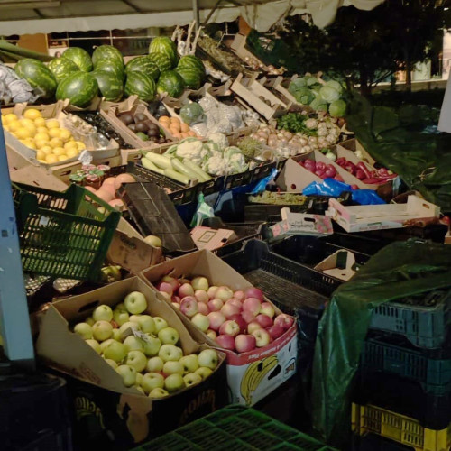 Opt minori prinși după ce au furat alimente și au vandalizat un parc în Brașov