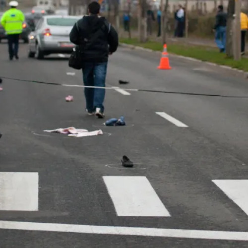 Accident rutier pe strada Avram Iancu din Cluj-Napoca: un pieton lovit pe trecerea de pietoni