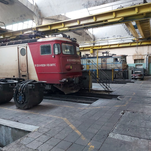 Societatea de Reparaţii Locomotive Brașov organizează Ziua Porților Deschise