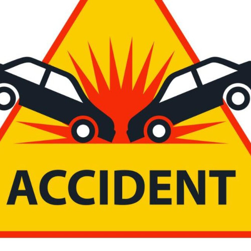 Trei mașini implicate într-un accident în Piatra-Neamț, un pasager transportat la spital