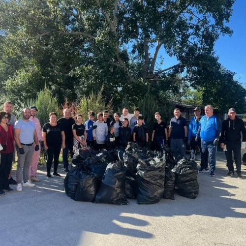 Comuna Văcărești s-a implicat în acțiunea națională „Let’s Do It, Romania!”