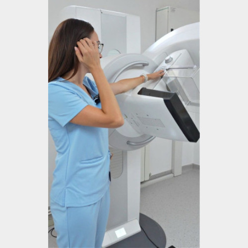 Campanie de prevenție a cancerului de sân cu mamografii gratuite în Oradea