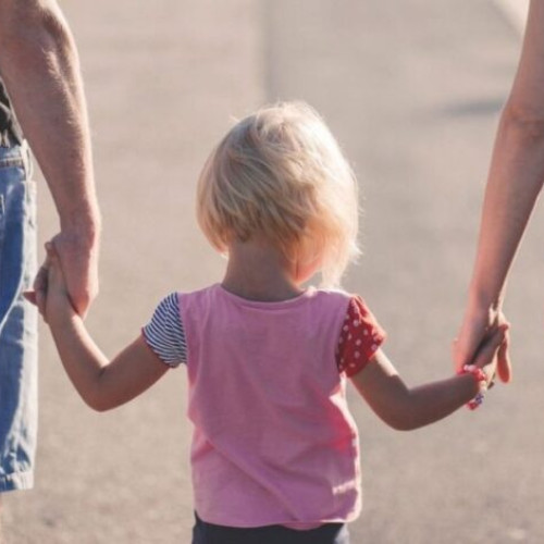 Nouă copii au fost adoptaţi în primele şapte luni ale anului 2025 în judeţul Buzău