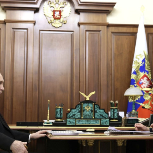 Putin înlocuiește oficialii ruși cu membri ai familiei în Ministerul Apărării