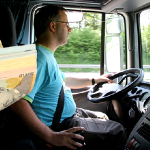 Șoferii britanici de TIR au cele mai mari salarii din Europa, de peste trei ori mai mari decât în Ungaria