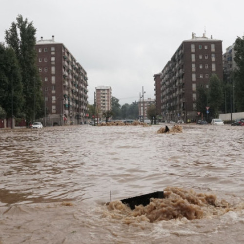 Ploile torențiale au provocat inundații și evacuări masive în Italia