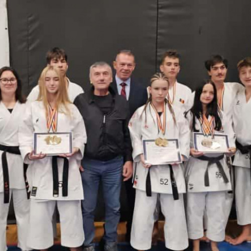 Karateka gălățeni obțin medalii și calificări la Campionatul Național de la Iași