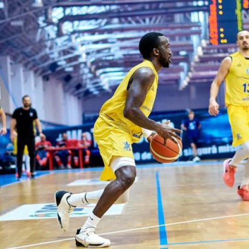 CSM Corona Brașov învinge clar BC Dnipro în preliminariile FIBA Europe Cup