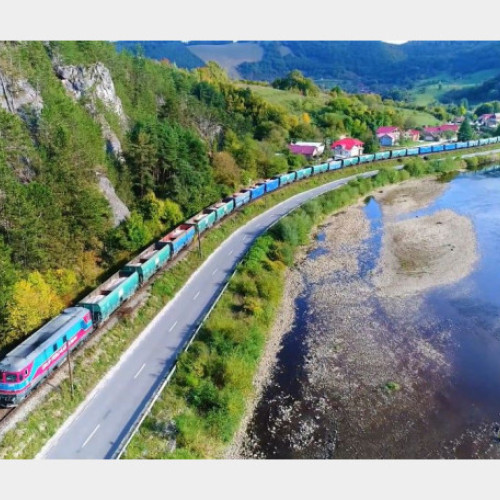 Asociația Pro Infrastructură: Tronsonul feroviar Poieni-Vadu Crișului, departe de finalizare