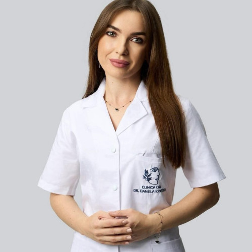 Iuliana Paraschivescu, fosta elevă a Colegiului „Zinca Golescu”, performanță în medicină la Barcelona