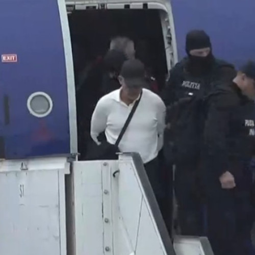 Vladimir Plahotniuc adus la Chișinău după extrădarea din Grecia