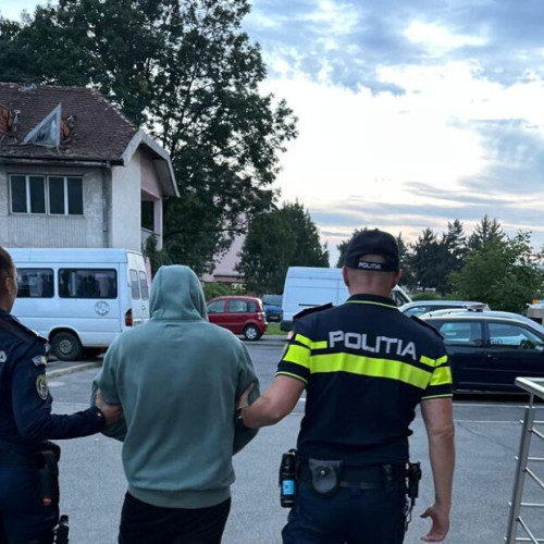 Tânăr urmărit național, reținut de polițiști în stația CF Bistrița Nord