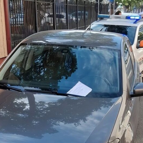 Șoferii continuă să blocheze pista de biciclete de pe strada Grănicerilor