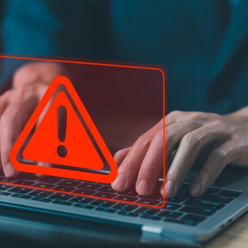 DNSC avertizează asupra unui val de fraude online prin site-uri și persoane publice false