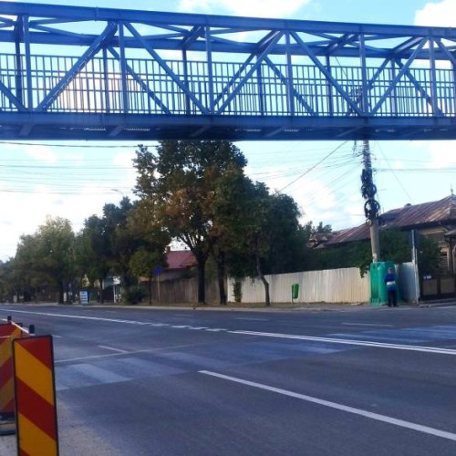 Pasarelă pietonală inaugurată la intrarea în Târgoviște dinspre Ulmi
