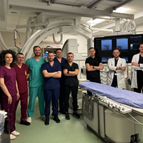 Spitalul Județean Bihor realizează tratament inovator pentru anevrisme cerebrale