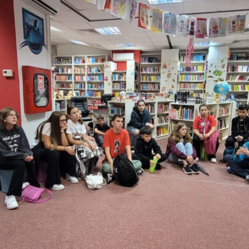 Nocturna Bibliotecilor 2025 celebrează solidaritatea și prietenia prin literatură