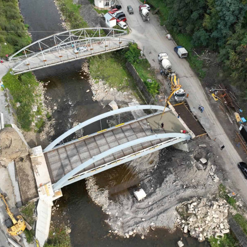 Progres vizibil la construcția podului peste râul Arieș în Alba