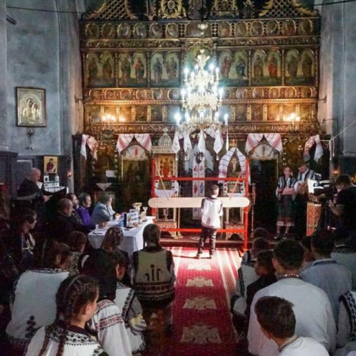 Concursul de bătut toaca „Toaca, chemarea veșniciei” a reunit 34 de tineri din trei comune