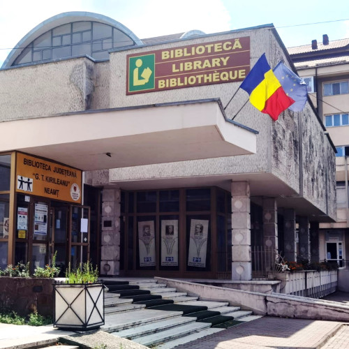 Nocturna Bibliotecilor aduce evenimente culturale și educative la Biblioteca Neamț