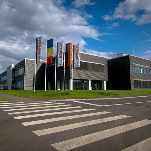 Bosch va concedia 13.000 de angajați din fabricile din Germania până în 2030