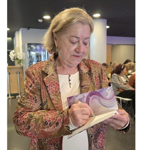 Ecaterina Marga lansează volumul „Mărețele, măruntele făpturi” la Constanța