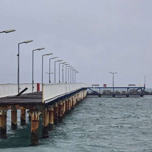 Pasarela maritimă din Mamaia rămâne închisă, Primăria pregătește noi licitații
